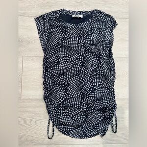 Nine West scrunch top